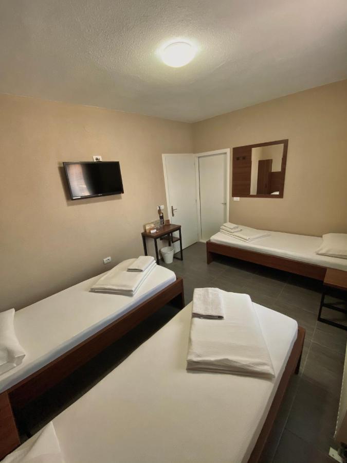 Hotel Djerdan Kraljevo Luaran gambar