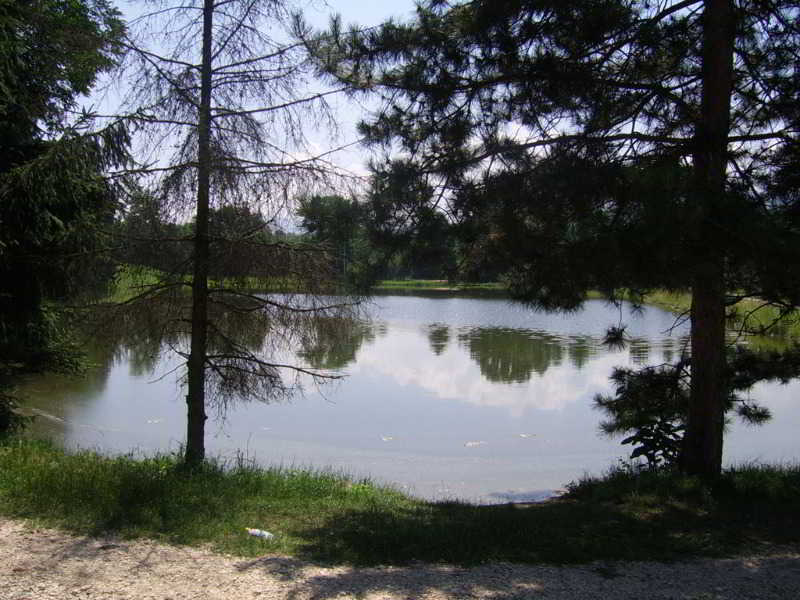Hotel Djerdan Kraljevo Luaran gambar