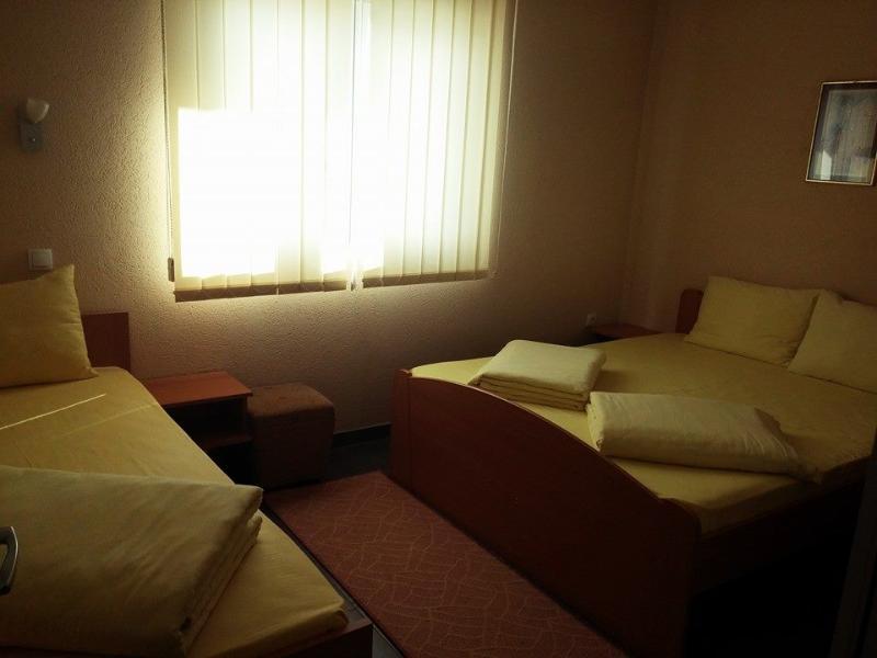 Hotel Djerdan Kraljevo Luaran gambar